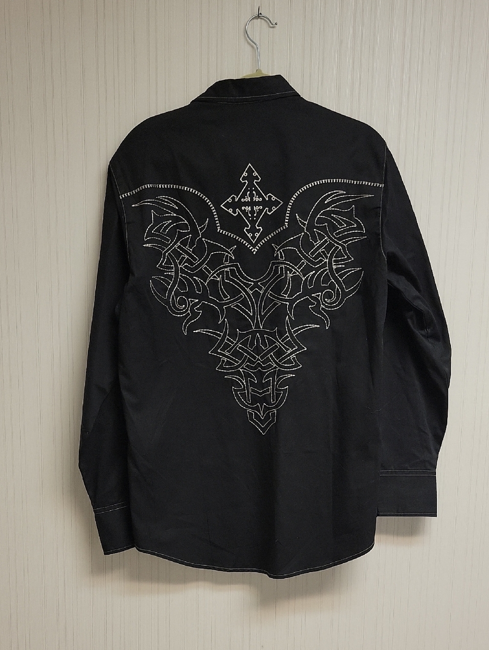 Red Ranch Black Men's Long-Sleeve Shirt w/Embroidered Back Design Large Western